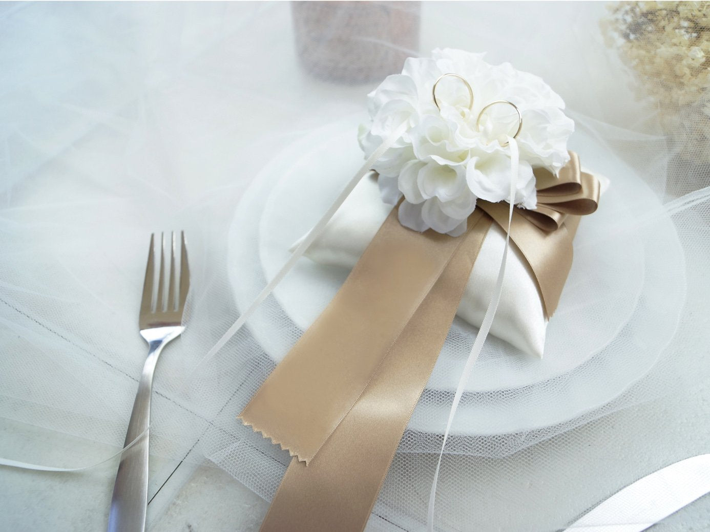 【手作りキット】ダリアリングピロー ホワイト&ゴールド